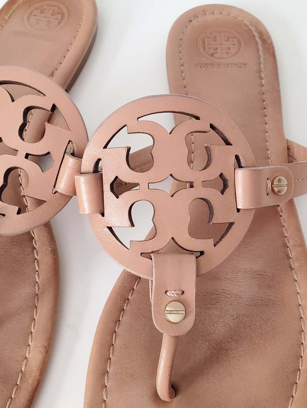 Tory Burch Miller Leather Logo Thong Sandals Size 9 - Picture 5 of 8